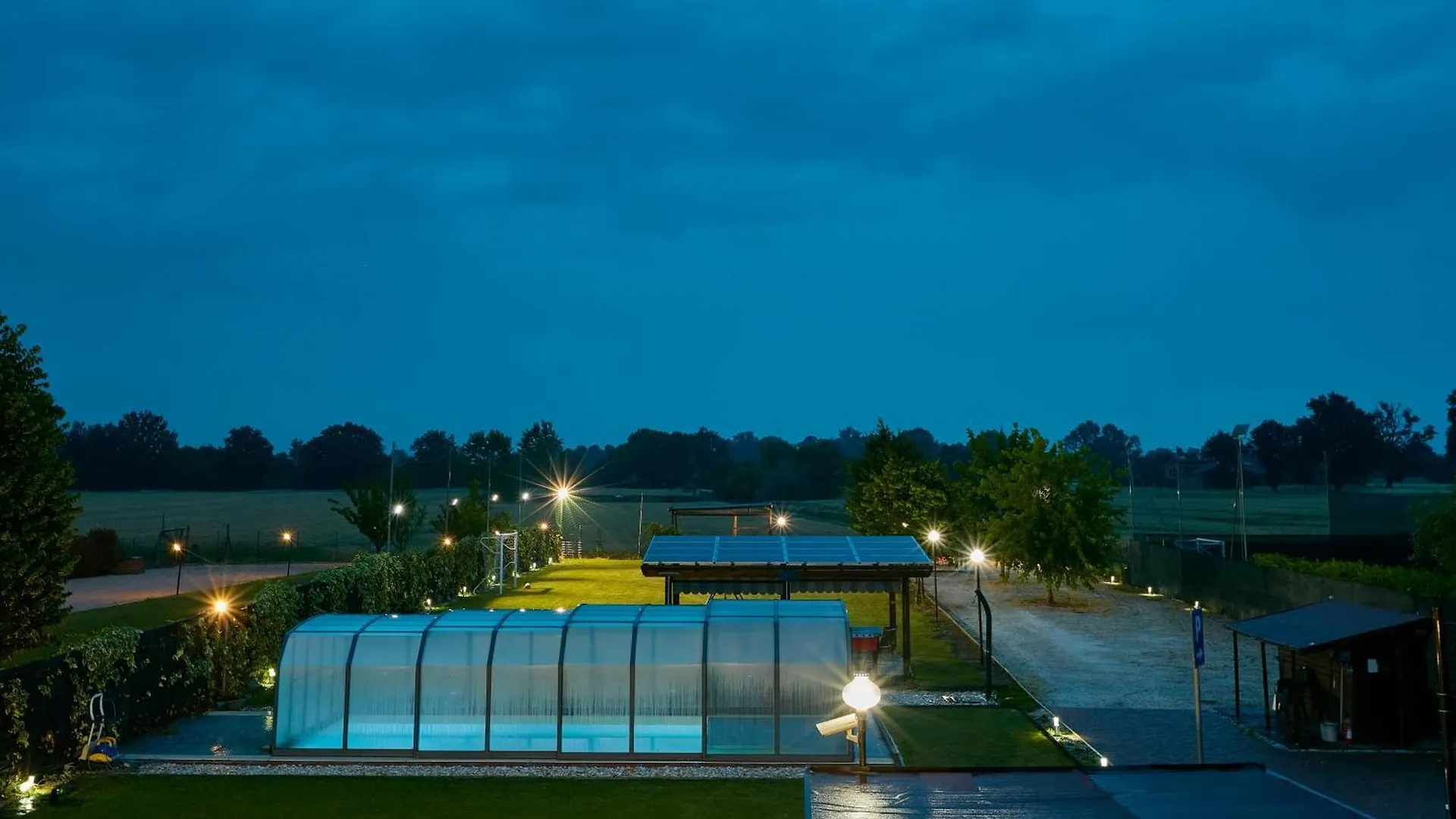 Balda House, Covered And Heated Pool Only For You Bologna Italia